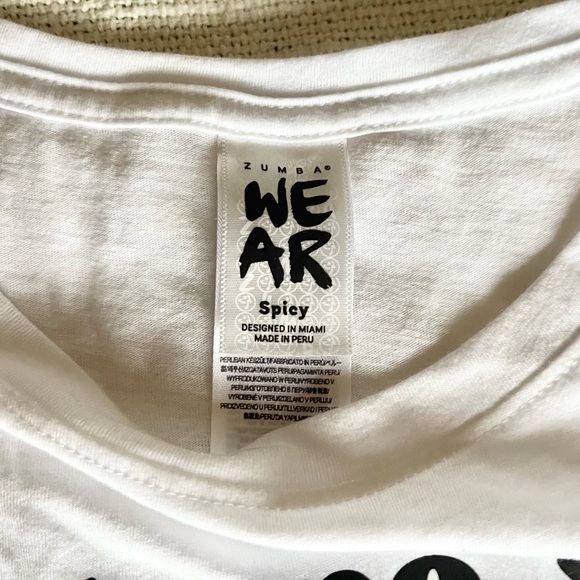 Zumba Fitness Explore Boxy Crop Top With Raw Edges Wear It Out White small - Picture 5 of 8